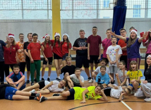 Świąteczne spotkanie z akrobatyką