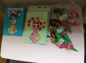 Spotkanie przedszkolaków z babciami i dziadkami