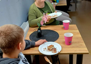 Zdjęcie 10 na 16